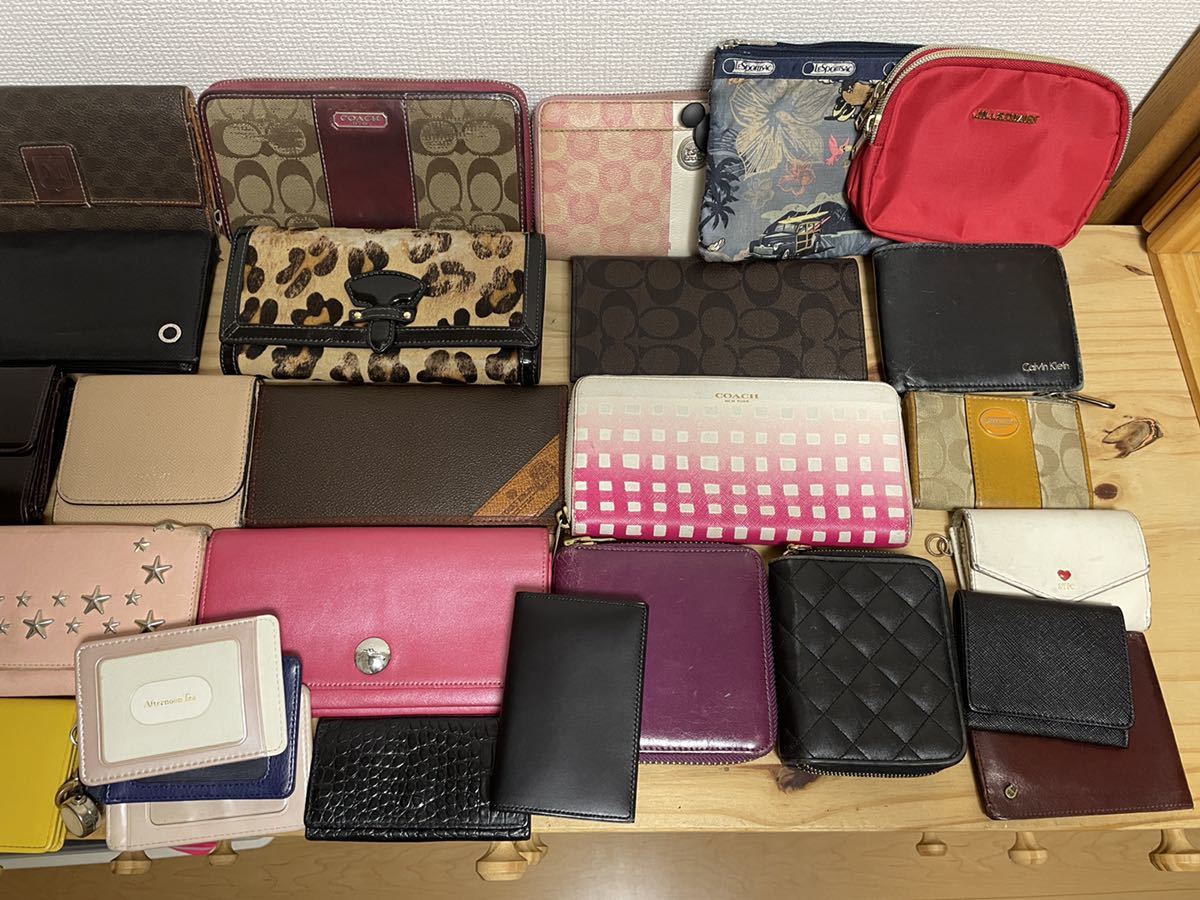 ハイブランド財布、ポーチまとめ売り42点セットジミーチュウ、コーチ 