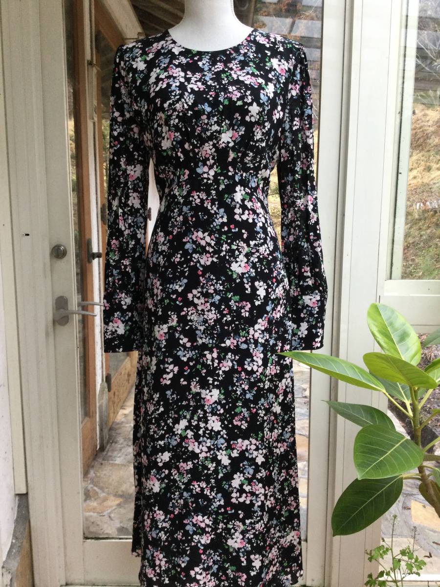 ローラアシュレイ 黒地薄ピンク総花柄シフォンワンピース13号 ワンピース 売買されたオークション情報 Yahooの商品情報をアーカイブ公開 オークファン Aucfan Com ローラアシュレイ 黒地薄ピンク総花柄シフォンワンピース13号 ワンピース 売買されたオークション情報 Yahooの商品情報をアーカイブ公開 オークファン Aucfan Com