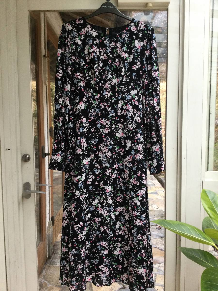 ローラアシュレイ 黒地薄ピンク総花柄シフォンワンピース13号 ワンピース 売買されたオークション情報 Yahooの商品情報をアーカイブ公開 オークファン Aucfan Com ローラアシュレイ 黒地薄ピンク総花柄シフォンワンピース13号 ワンピース 売買されたオークション情報 Yahooの商品情報をアーカイブ公開 オークファン Aucfan Com