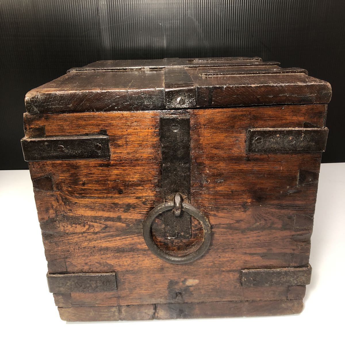 李朝 家具 半閉櫃 木製 バンダジ パンタジ 収納箱 アンティーク 鉄金具  