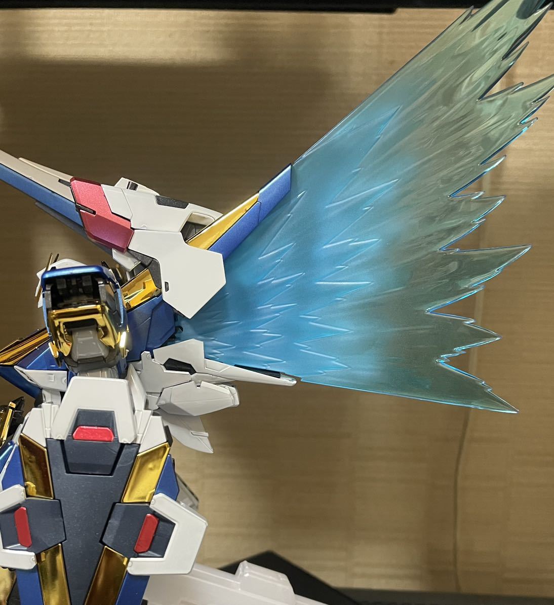 完成品 MG 1/100 V2アサルトバスターガンダム Ver.Ka チタニウム 