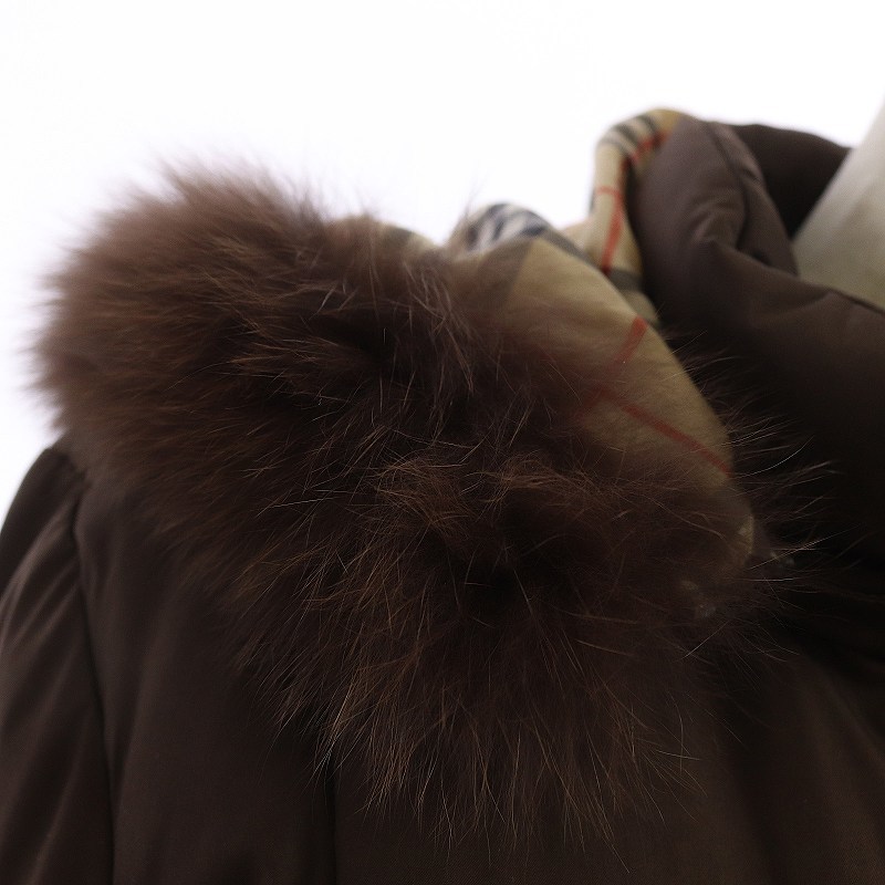 LONDON BURBERRY バーバリーロンドン ロンドンってどんなブランド？ BURBERRYLONDON ダークグレー バーバリー ロンドン BURBERRY LONDON ダウンジャケット ミドル丈 ハイネック 2WAY 裏地ノバチェック 160A フォックスファー 茶色