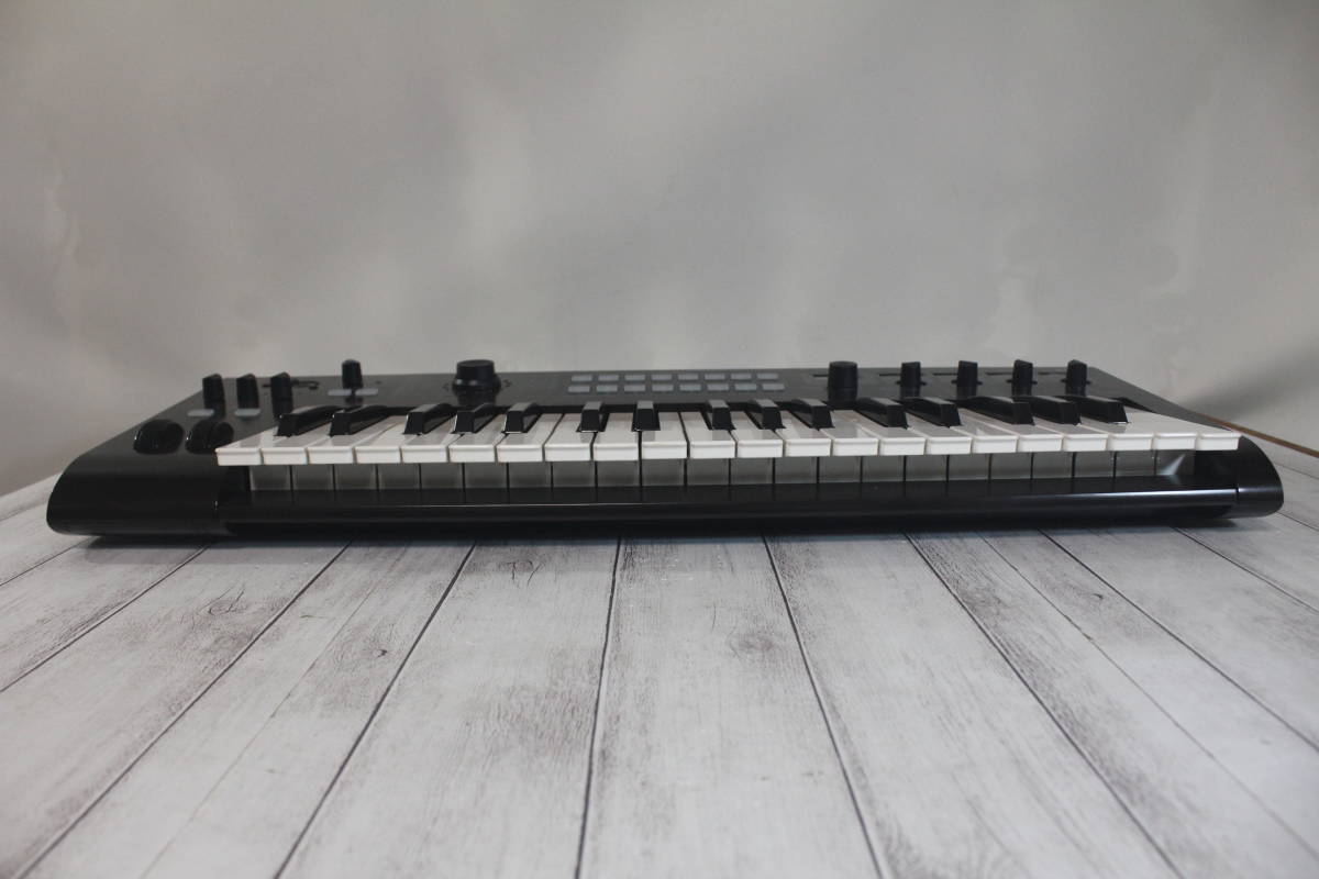 KORG R3 Synthesizer Vocoder シンセサイザー 37鍵 ボコーダー