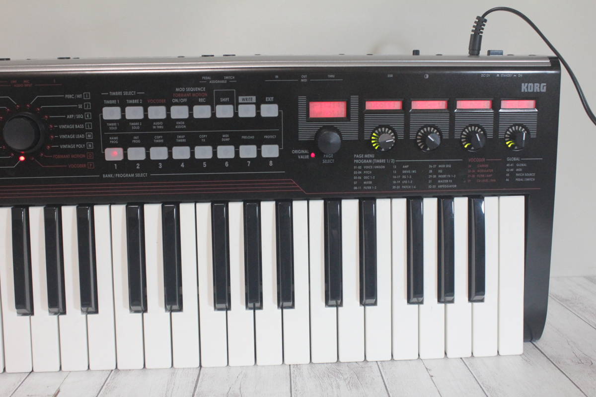 KORG R3 Synthesizer Vocoder シンセサイザー 37鍵 ボコーダー