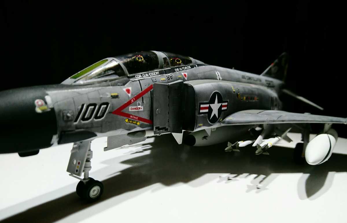 Ｆ-４J ファントムⅡ 1/48ハセガワ プラモデル塗装済み完成品