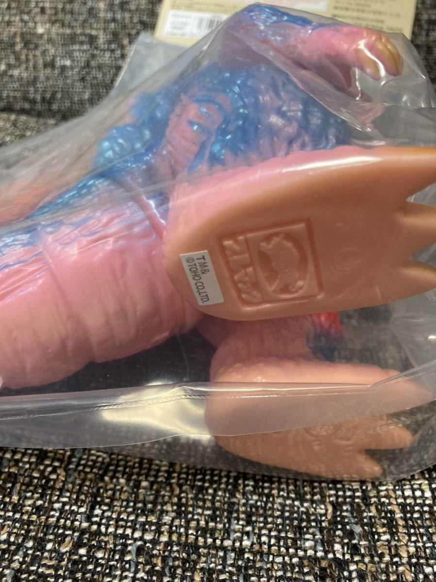 ブルマァクの怪獣シリーズ☆ゴジラ50タワー付き肌色くるみピンク