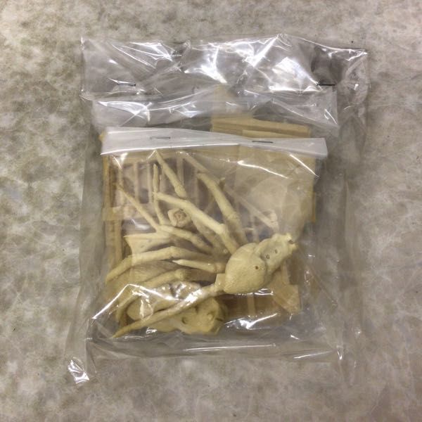 1円～ 怪獣無法地帯 1/350 クモ男爵の館 タランチュラ ジオラマセット