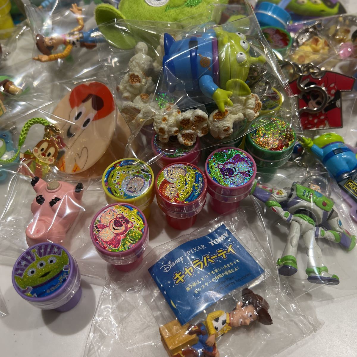 ディズニー トイストーリー : ピクサー デラックス トイストーリー４ フィギュア まとめ 大量セット 大量まとめ売り！の通販はau Story PAY ディズニー&amp;ピクサー Creations TOY おもちゃの世界”を舞台にしたフィギュアや盤ゲーム！タカラトミー