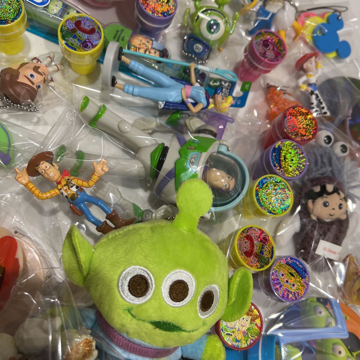 ディズニー トイストーリー : ピクサー デラックス トイストーリー４ フィギュア まとめ 大量セット 大量まとめ売り！の通販はau Story PAY ディズニー&amp;ピクサー Creations TOY おもちゃの世界”を舞台にしたフィギュアや盤ゲーム！タカラトミー