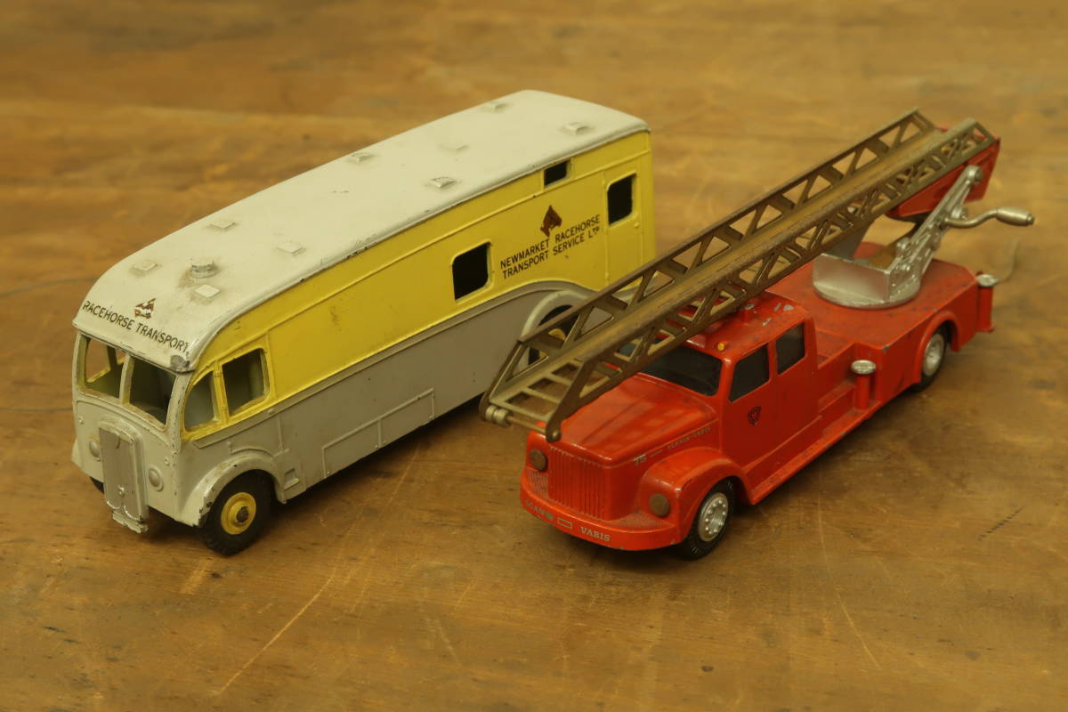 中古 ミニカー モデルカー (8) Tekno SCANIA VABIS はしご車