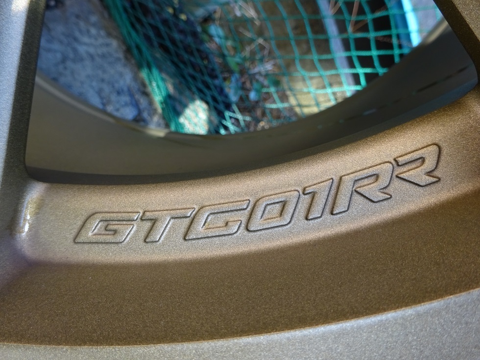 かなりきれい GT-Rサイズ ENKEI GTC01RR 18×9.5J+22 チタニウム