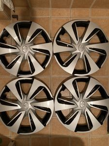トヨタ純正シエンタG Cuero 15インチホイールキャップ4枚 悪