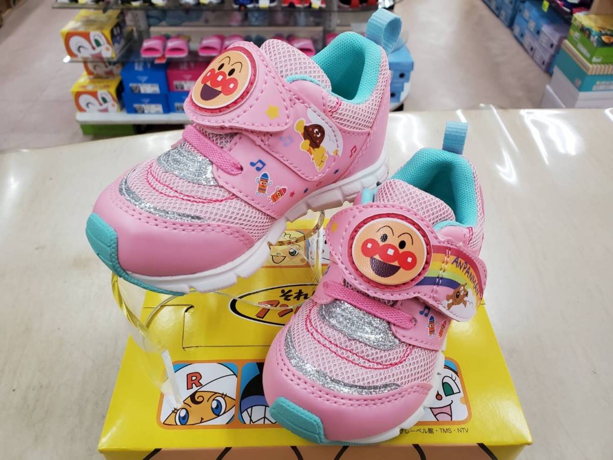 新品即決14.0cm★それいけ！アンパンマン APM C164 キッズ ジュニア カジュアルスニーカー★ベロクロ マジック 運動靴 軽量☆ムーンスター | キッズ APM ブルー期間限定セール値下げ15%OFF ピンク期間限定セール値下げ15%OFF ウィンターセール開催！30%OFF！！｜ニュース｜アンパンマンキッズ