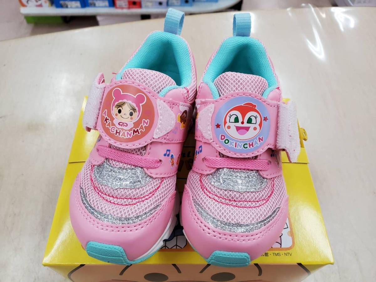 新品即決14.0cm★それいけ！アンパンマン APM C164 キッズ ジュニア カジュアルスニーカー★ベロクロ マジック 運動靴 軽量☆ムーンスター | キッズ APM ブルー期間限定セール値下げ15%OFF ピンク期間限定セール値下げ15%OFF ウィンターセール開催！30%OFF！！｜ニュース｜アンパンマンキッズ