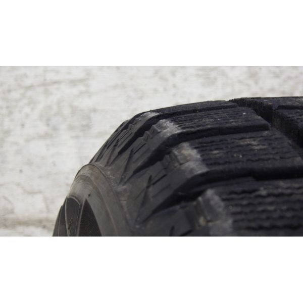 ブリヂストン BLIZZAK DM-V2 255⁄55R18 109Q 日本製 2本SET／2017年製