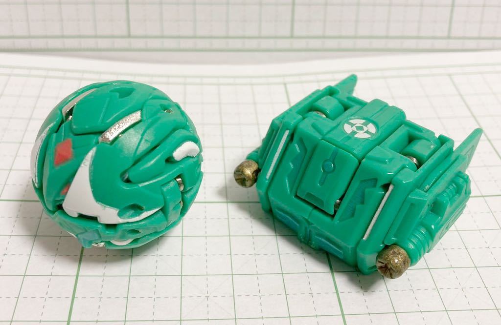 ホークター＋スウェイザー？ 合体 爆丸 ミニフィギュア 中古美品 現状