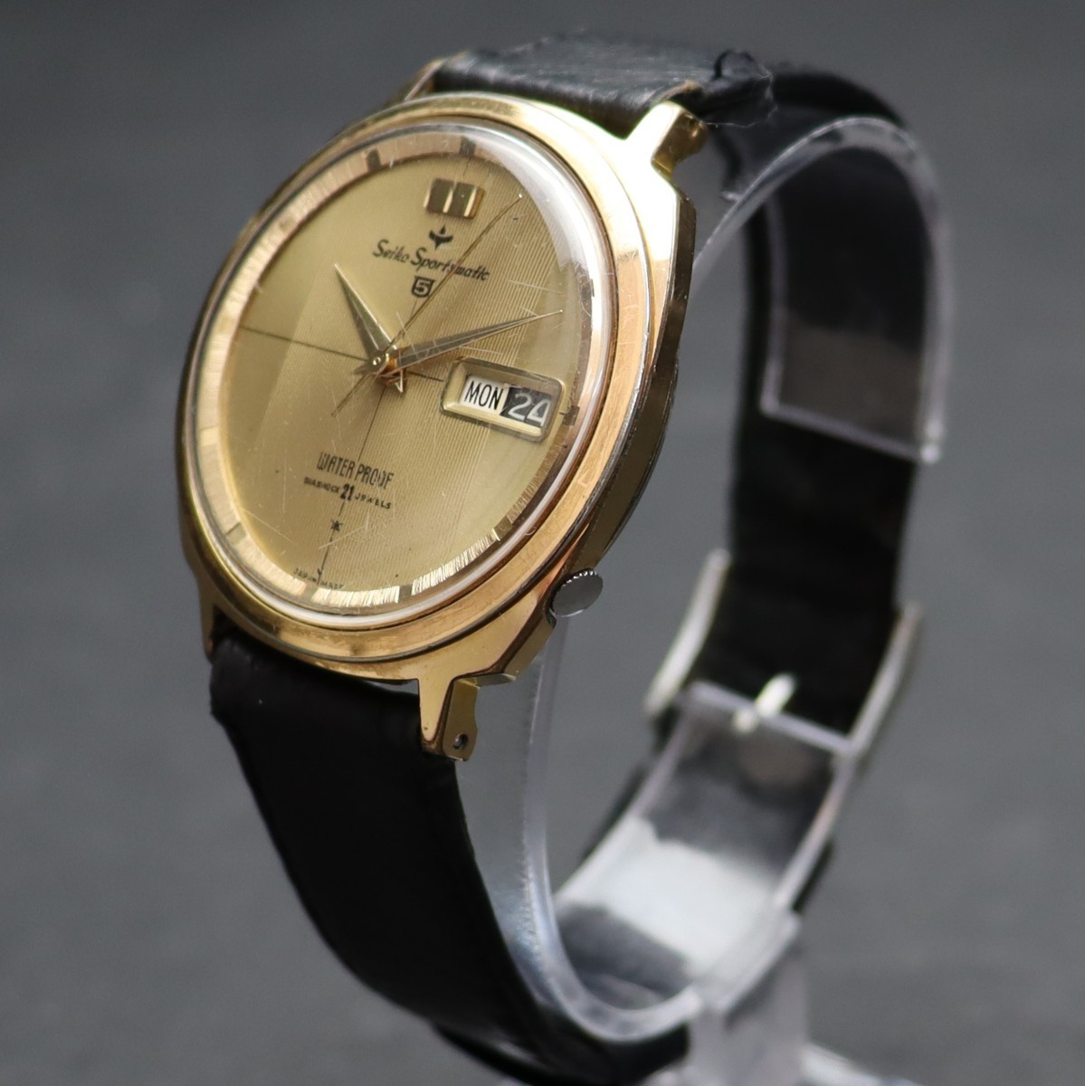 SEIKO Sportsmatic 5 21石自動巻き腕時計ジャンクに近い SEIKO 