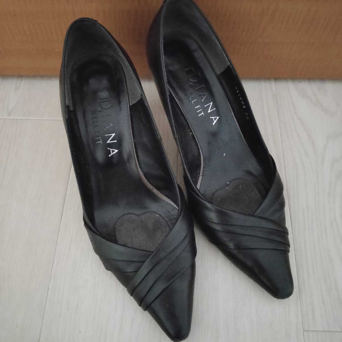 車運転 立ち仕事使用 品 パンプス 本革 黒ポインテッドトゥ ヒール7cm 素足 汗ジミ使用感あり ブラック系 売買されたオークション情報 Yahooの商品情報をアーカイブ公開 オークファン Aucfan Com