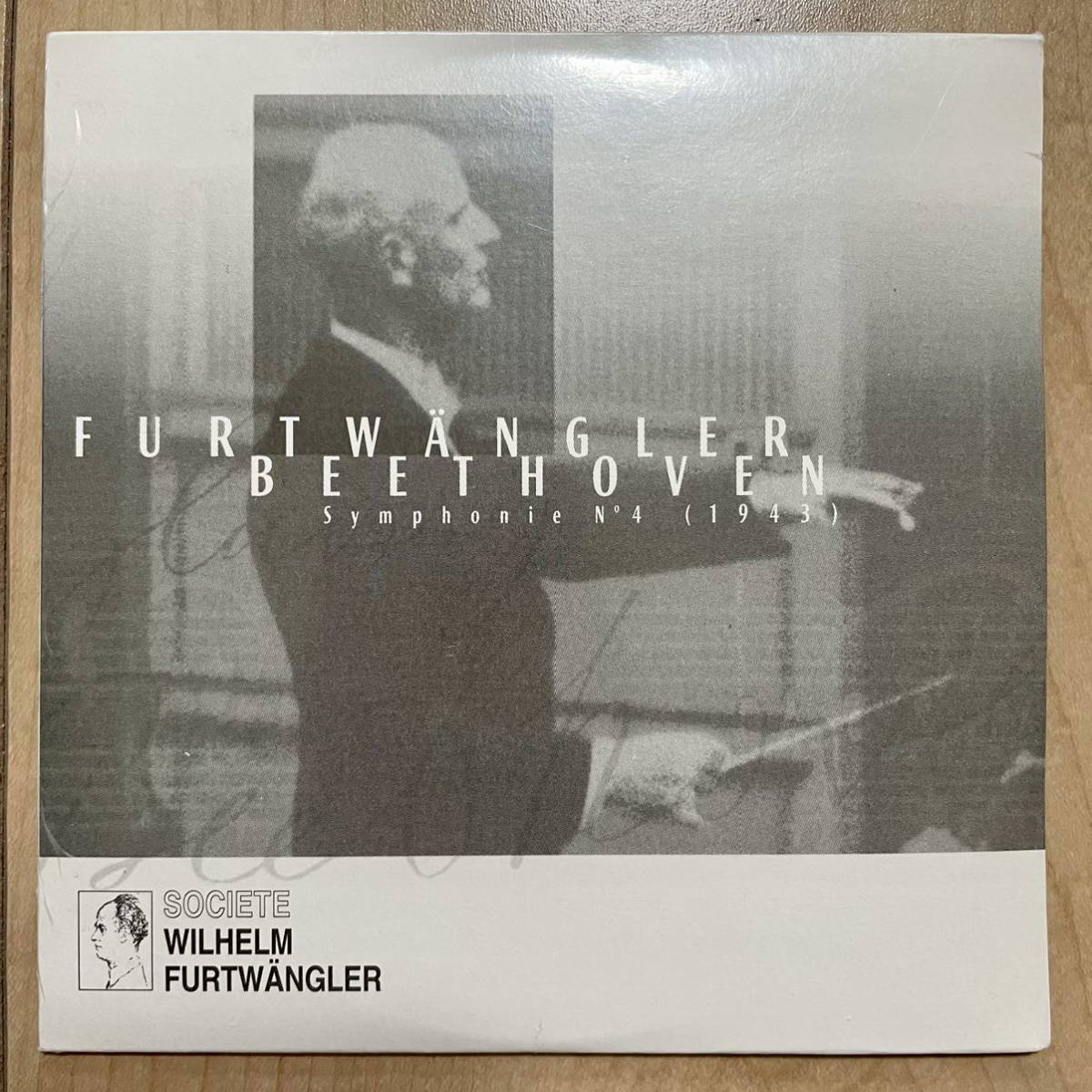 本物保証，高品質 フルトヴェングラー ベルリンフィル ベートーヴェン交響曲４番 １９４３年 観客あり／観客なし(交響曲)｜売買されたオークション情報、yahooの商品情報をアーカイブ公開 - オークファン 交響曲