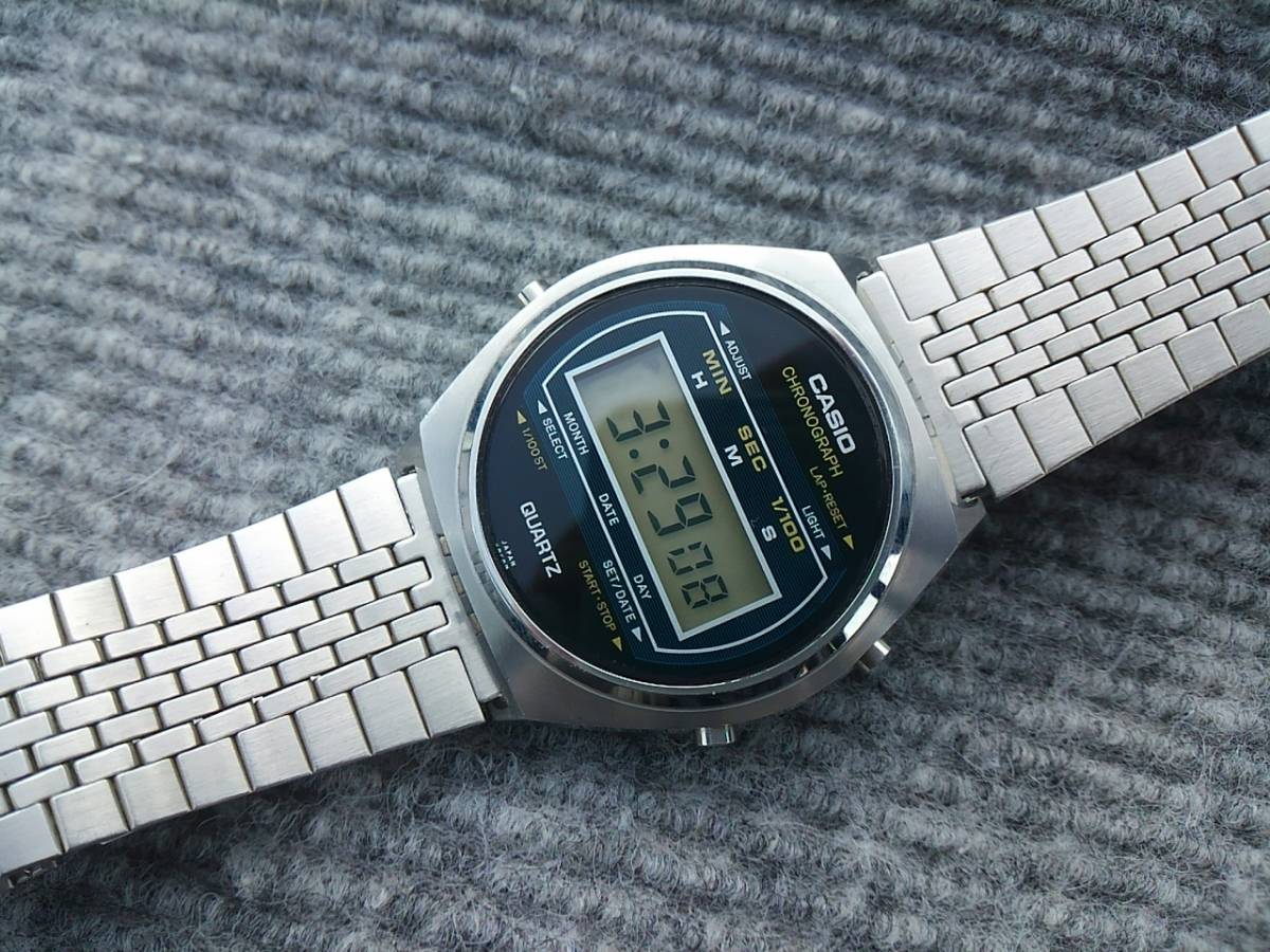 美品 CASIO VINTAGE DIGITAL ビンテージデジタル メンズ腕時計 60QR-22