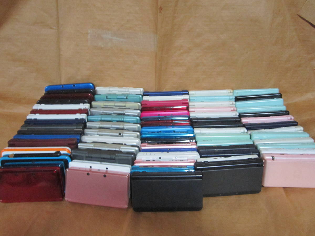 数量限定，爆買い 任天堂 DS本体 シリーズ DS DSⅰ DSlite DSⅰLL ２DSLL ３DS ３DSLL NEW３DS まとめて７１台 １円(ニンテンドー3DS LL本体)｜売買されたオークション情報、yahooの商品情報をアーカイブ公開 - オークファ ニンテンドー3DS LL本体