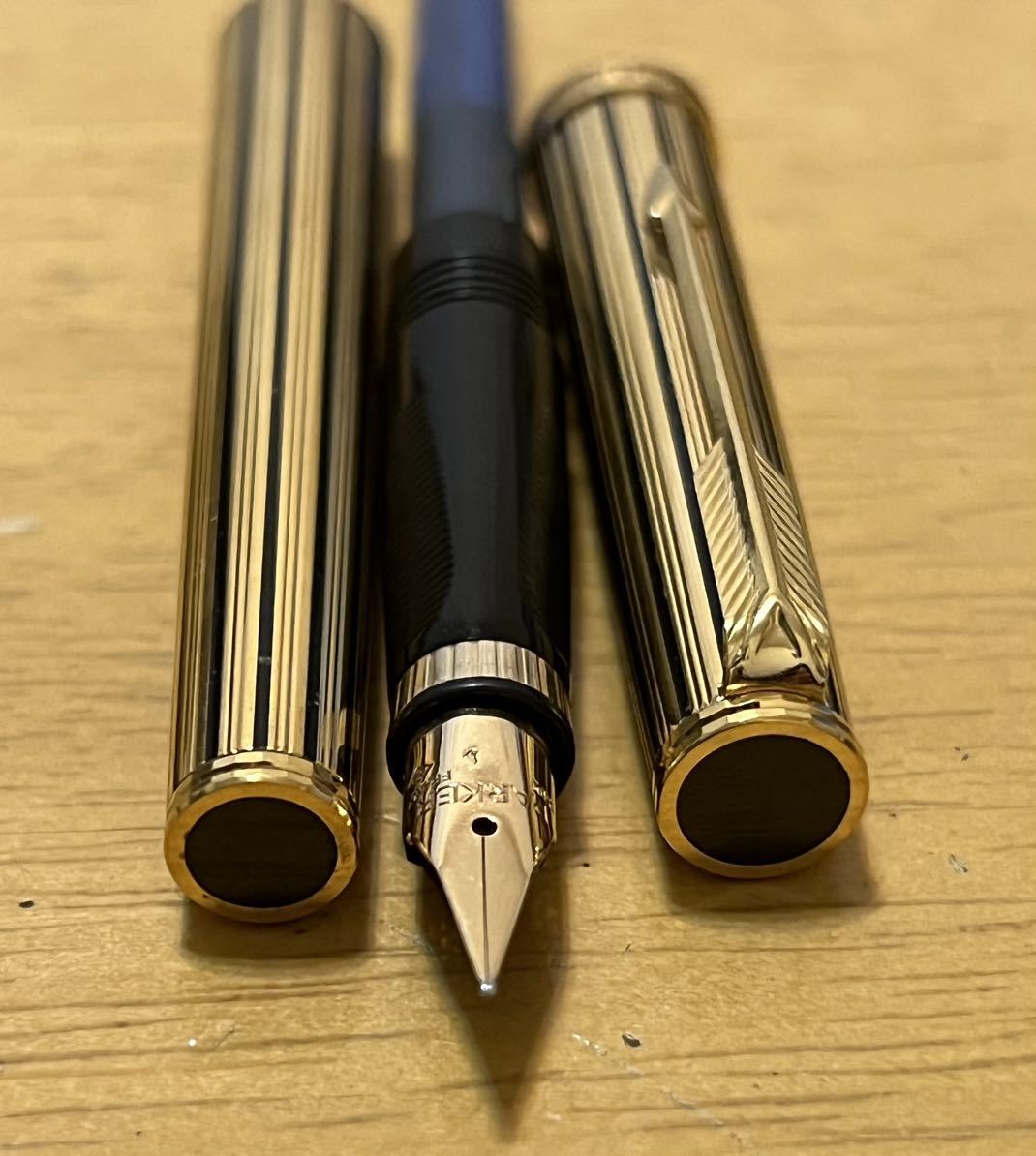 PARKER パーカー 万年筆 プリミア ゴールドストライプ アテネス （F