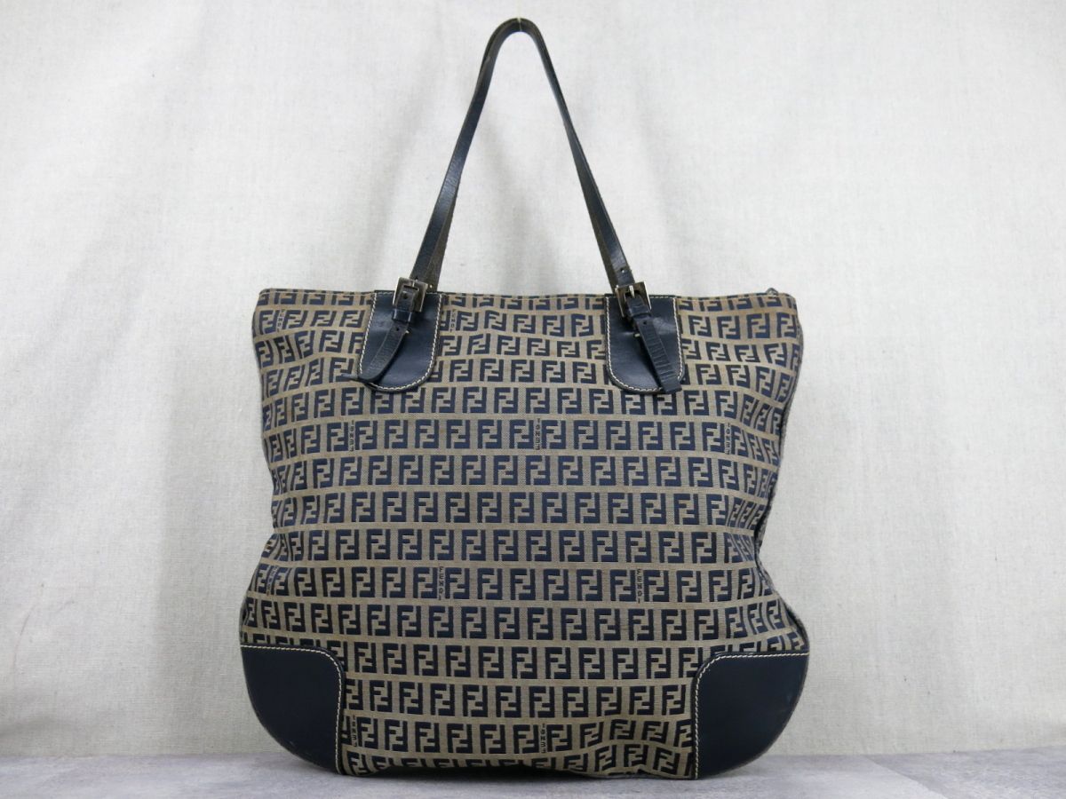 FENDI ズッキーノ フェンディ - キャンバス ブラウン FFロゴ 