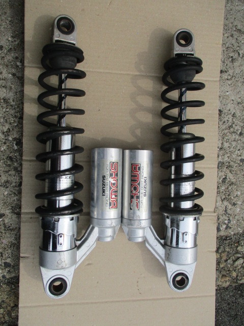 スズキ GSX400Sカタナ 純正リヤショック ノーマルリヤサスペション