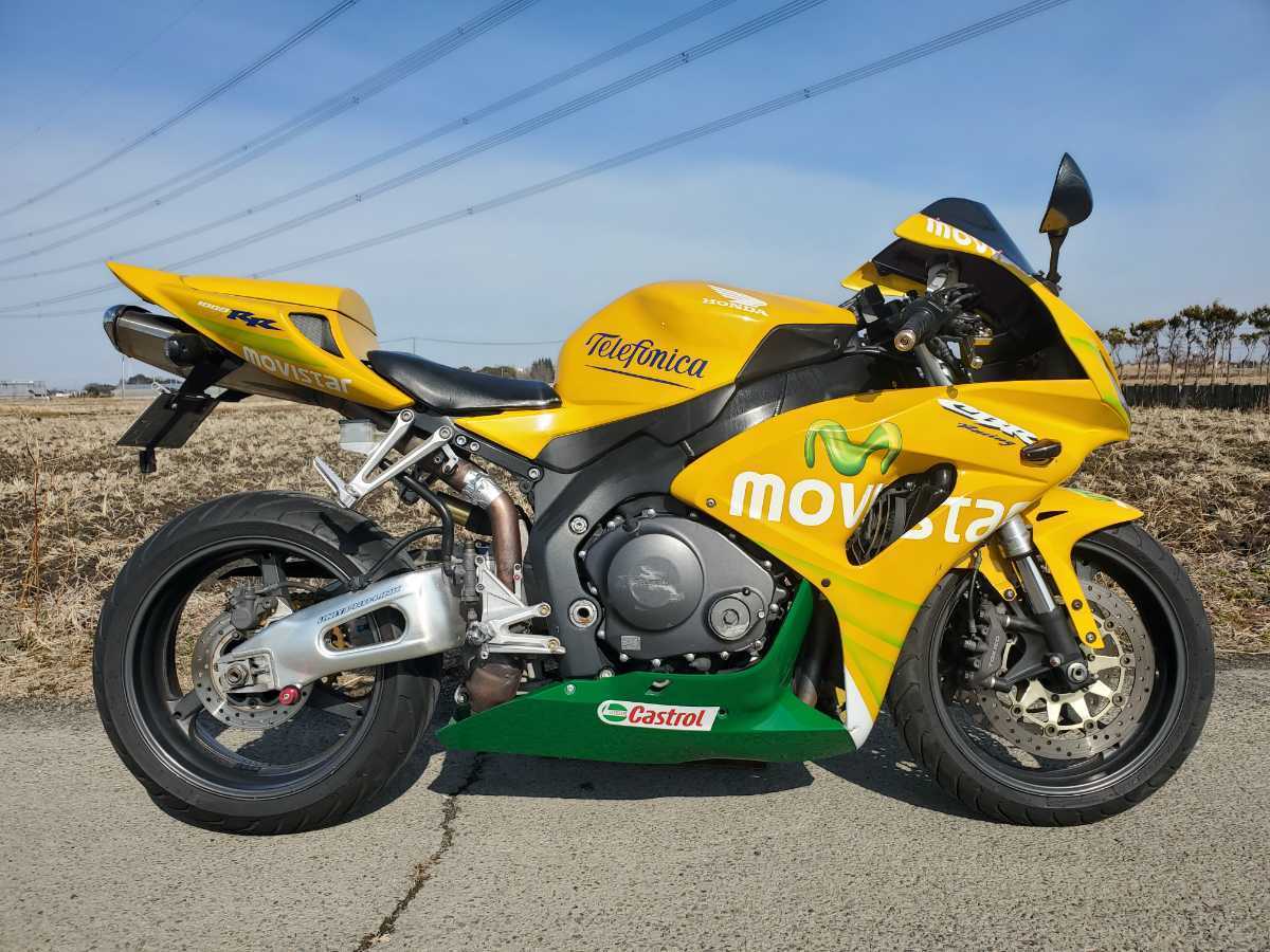 CBR1000RR sc57 国内フルパワー化　車検2年付 CBR1000RR SC57後期 2007年式 国内フルパワー 車検付き 即決特典有り