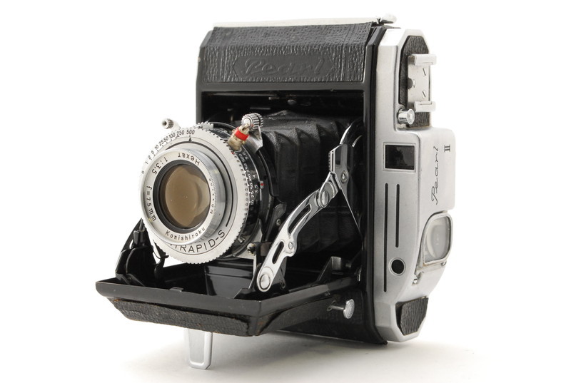 実用美品】Nikon FM10 + Zoom NIKKOR 35-70mm 1:3.5-4.8 レンズセット