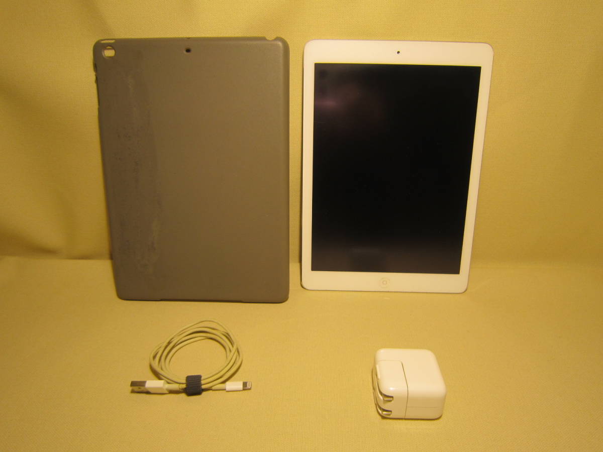 iPad Air Wi-Fi 32GB MD789TA/A シルバー 保護フィルム/ケース/充電器(iPad本体)｜売買されたオークション情報、yahooの商品情報をアーカイブ公開 - オークファン iPad本体