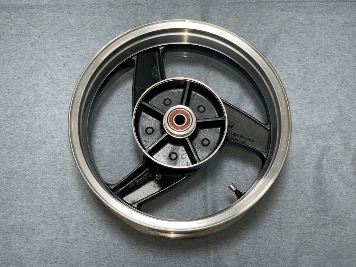 KAWASAKI（カワサキ） 純正 41073-1555-JD リア ホイール 中古品