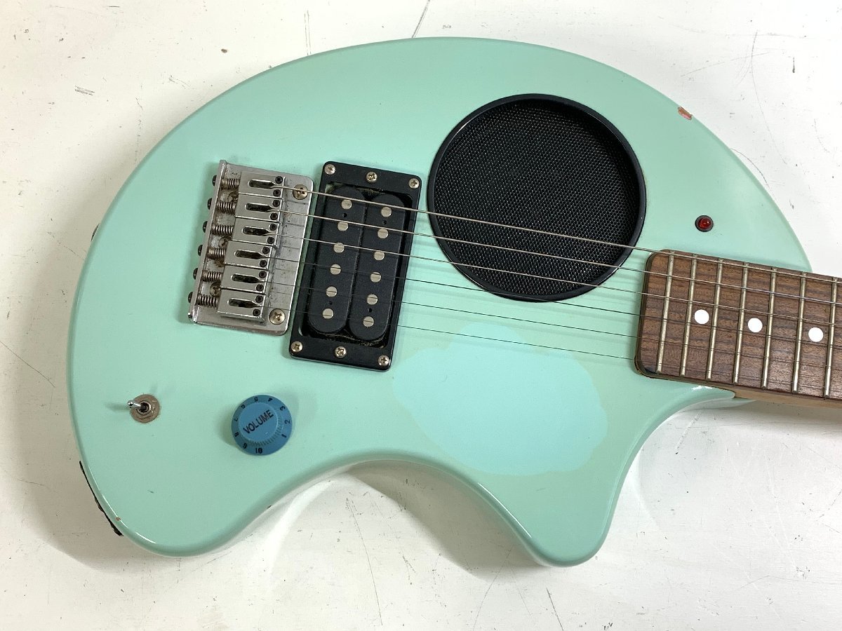FERNANDES ZO-3＜ソフトケース付き＞フェルナンデス アンプ内蔵ミニ