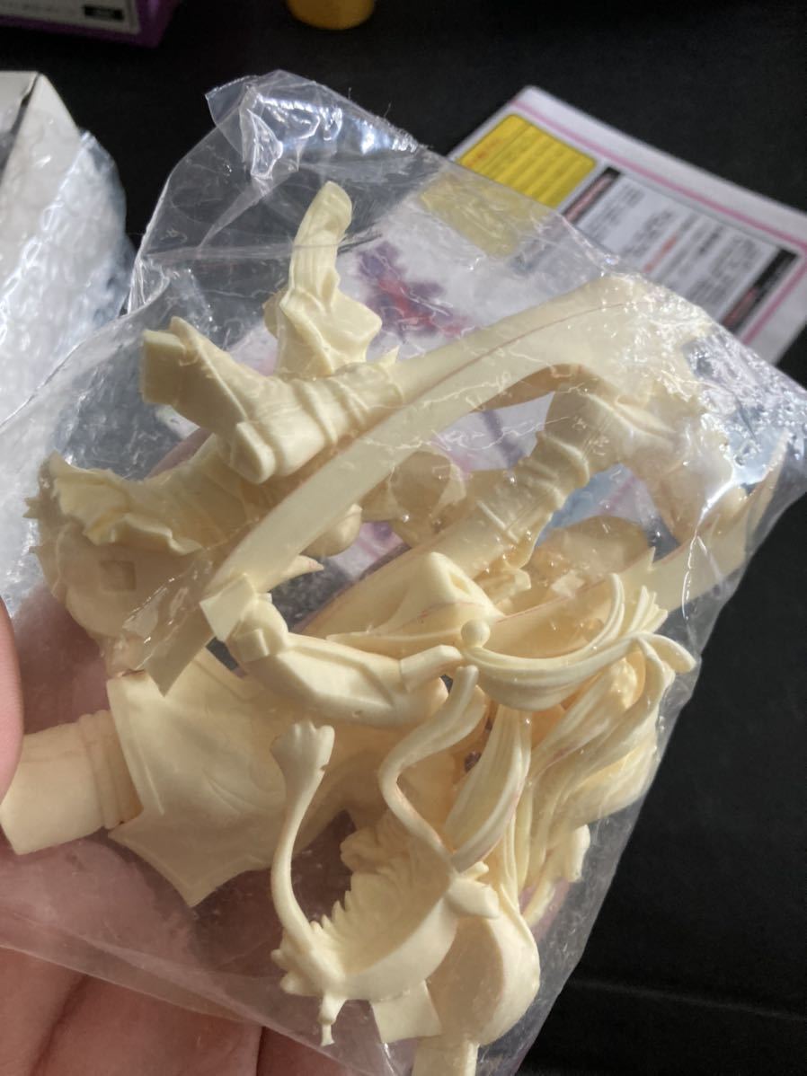 ボークス1/8 デモンベイン 覇道瑠璃 ガレージキットガレキレジンフィギュアレジン a-brand ボークス 1&frasl;8 - Yahoo!オークション ライカ