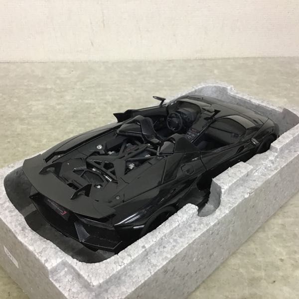 オートアート ランボルギーニ 1⁄18 1⁄18 AUTOart Lamborghini