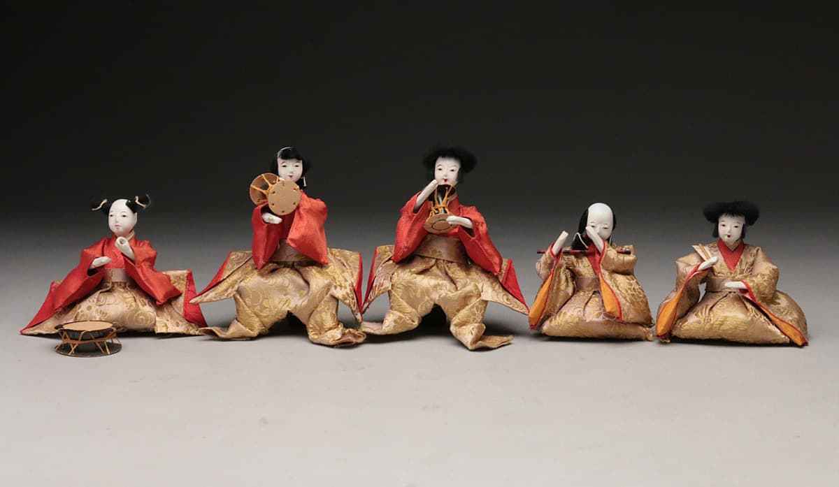 Dq921 明治23年 京都 丸屋 大木平蔵 御雛人形 十五体 御内裏様 御雛様 共箱附 三人官女 五人囃子 三人上戸 右大臣 左大臣 ひな人形 売買されたオークション情報 Yahooの商品情報をアーカイブ公開 オークファン Aucfan Com