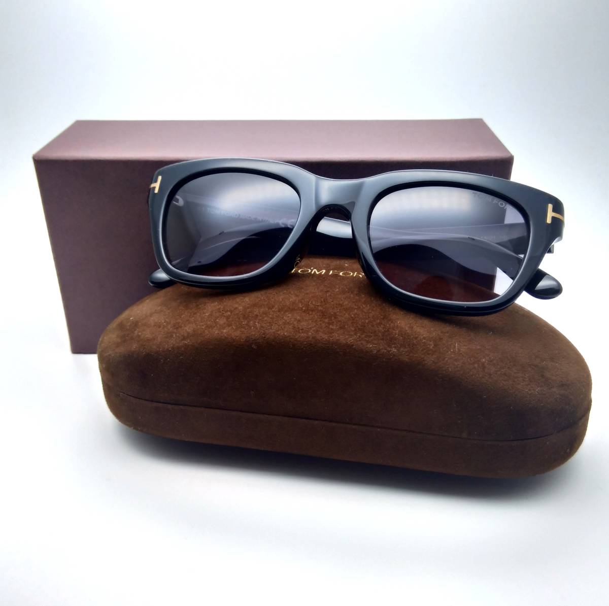 サングラス TOM FORD トムフォード Snowdon TF237-F 01B 箱 アジアンフィット ケース付 TF237 美品TOMFORD ケース付き ブラック スノードン FT237-F