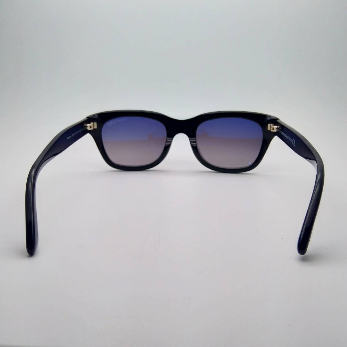 サングラス TOM FORD トムフォード Snowdon TF237-F 01B 箱 アジアンフィット ケース付 TF237 美品TOMFORD ケース付き ブラック スノードン FT237-F