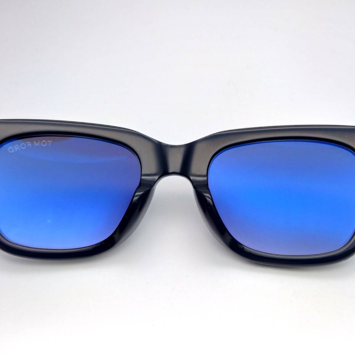 サングラス TOM FORD トムフォード Snowdon TF237-F 01B 箱 アジアンフィット ケース付 TF237 美品TOMFORD ケース付き ブラック スノードン FT237-F