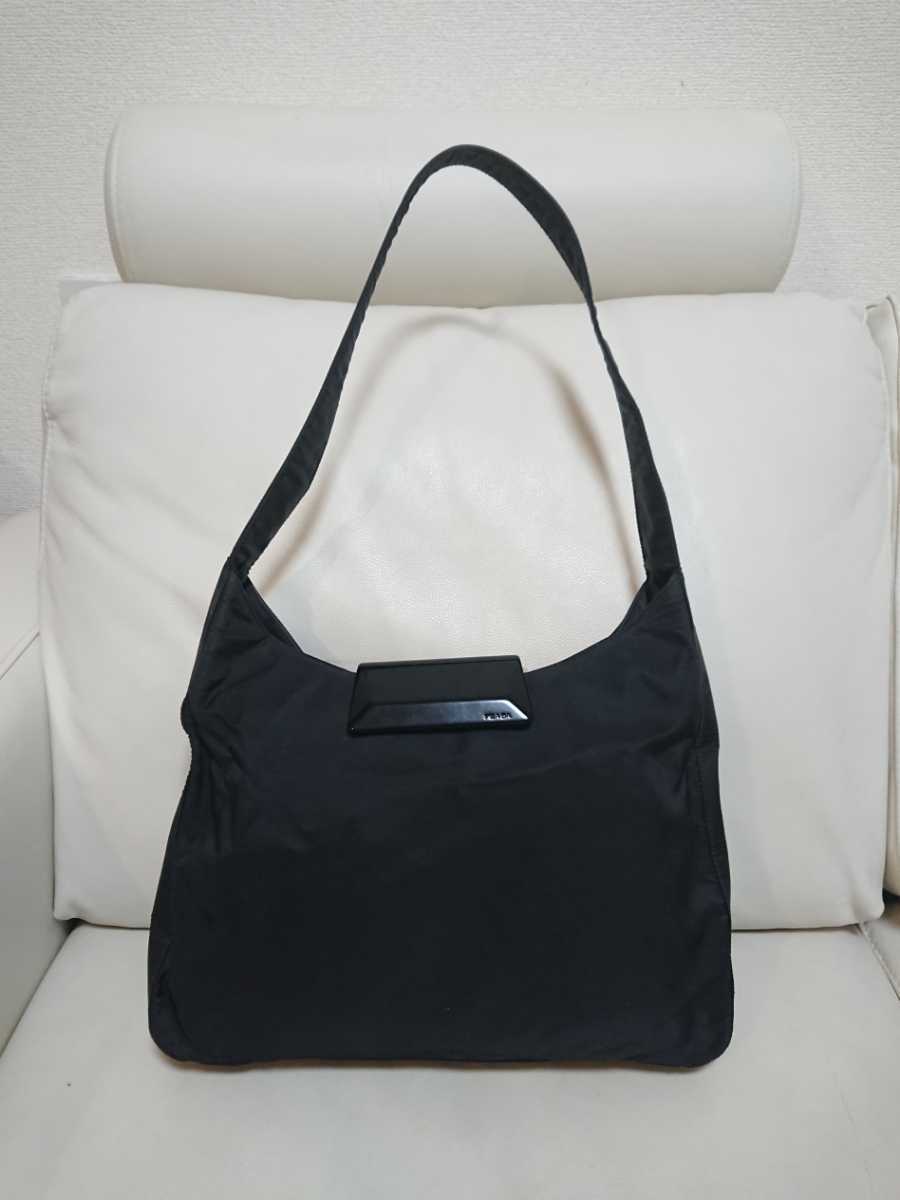 プラダ PRADA ナイロン ワンショルダーバッグ 三角ロゴ 希少 プラダ 
