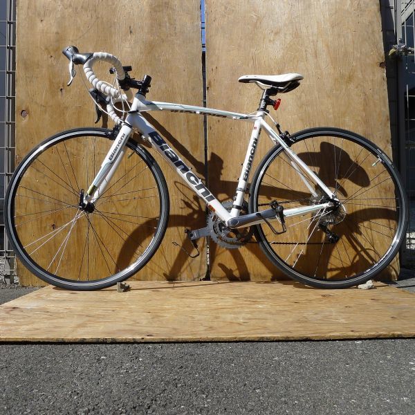 自転車本体 Bianchi ALU HYDRO TRIPLE BUTTED 6000 Bianchi ビアンキ ロードバイク ALU HYDRO TRIPLE BUTTED 6000前2段×後