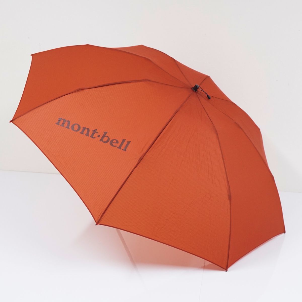 【新品，お買い得】 FA7478 mont-bell モンベル 折傘 トレッキング アンブレラ 撥水 アウトドア 男女兼用 RUST 折りたたみ傘 55cm KR(モンベル)｜売買されたオークション情報、yahooの商品情報をアーカイブ公開 - オーク モンベル