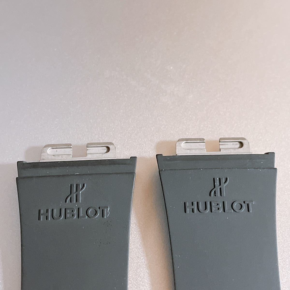 美品 ウブロ 純正 ラバ－ベルト 12-411-80 6-411-100 HUBLOT（ウブロ） 腕時計用 純正 ラバーベルト 12-411-80/6-411-100