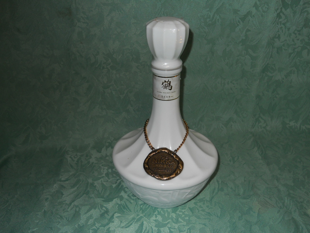 未開封 ニッカ ウイスキー 鶴 陶器 ボトル NIKKA WHISKY 700ml。43