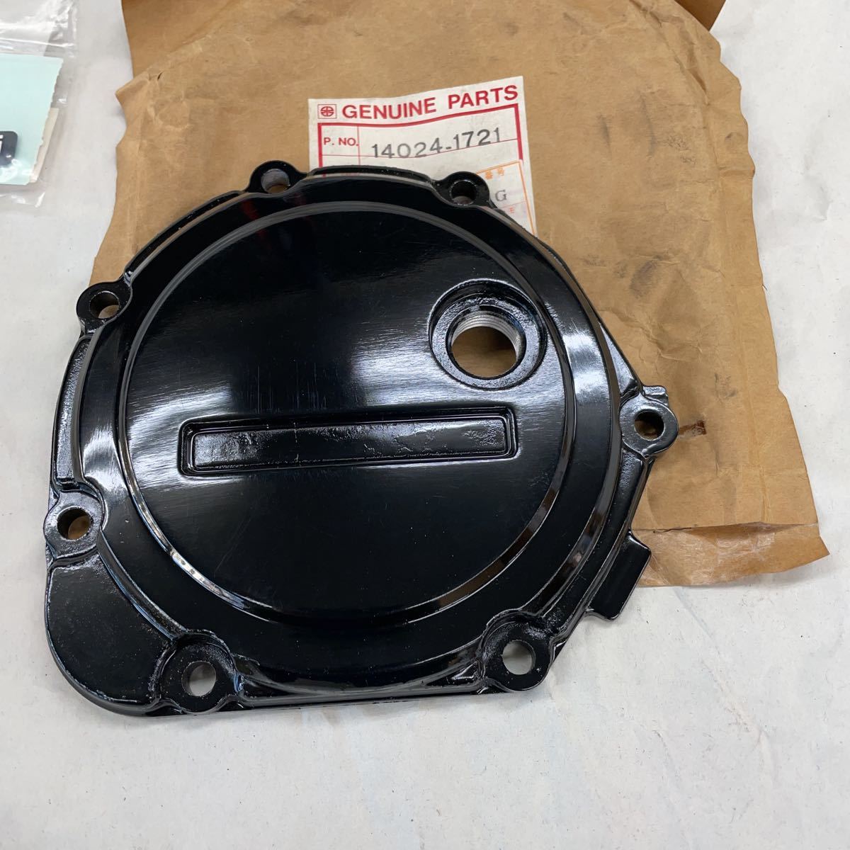 GPZ900R ポイントカバー/エンジンカバー左 14024-1721 未使用 ・名が