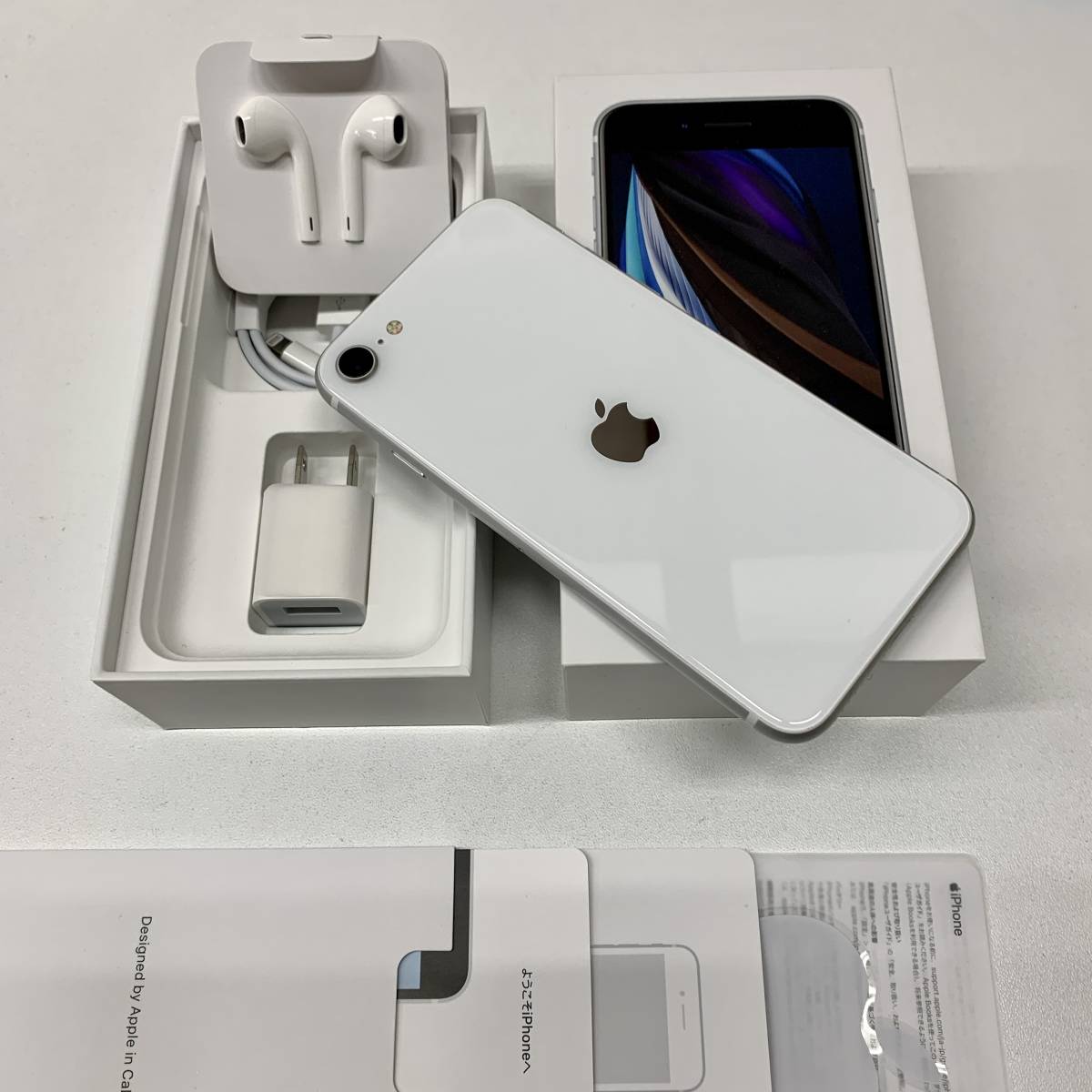 22-012 SIMフリー iPhone SE2 64GB White バッテリー91% ＜元箱+新品
