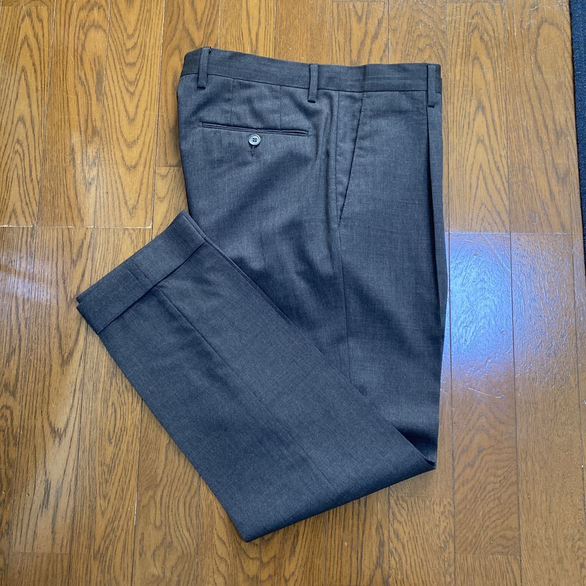 美品□□ジェルマーノ GERMANO ビームスf グレー スラックス 46 春夏