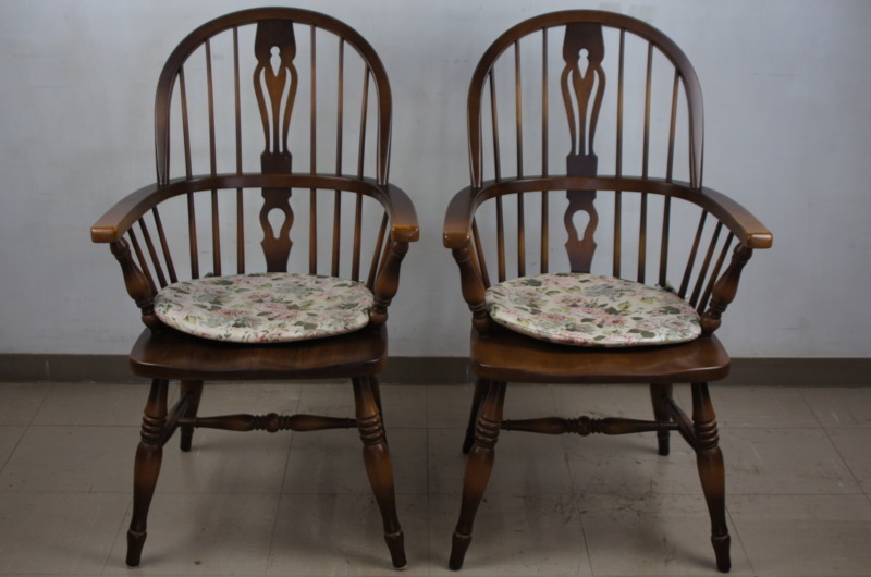 引取限定】 2脚セット ダイニングチェア ウィンザーチェア スピンドル