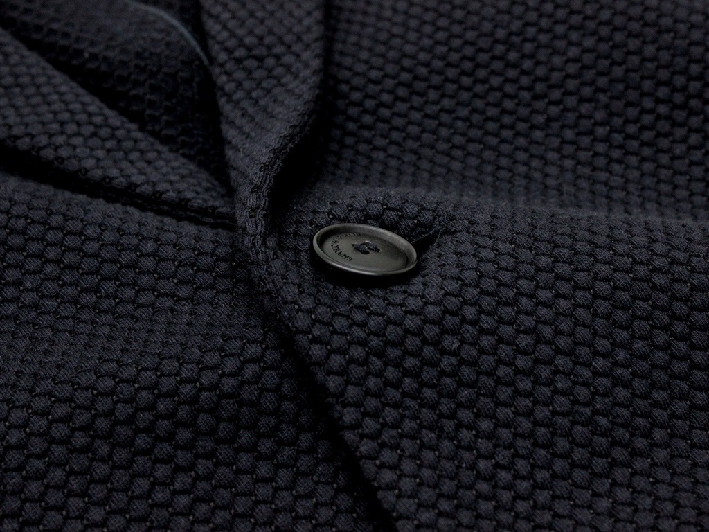 EMPORIO ARMANI (エンポリオアルマーニ) 新品10万アルマーニ ARMANI春夏モデル&frasl;余裕と貫禄を醸し出す優雅な ストレッチ A|X アルマーニ J06 シングル エクスチェンジ春夏新作コレクションが登場 スリムフィット フランネル 無地 メンズ Pull