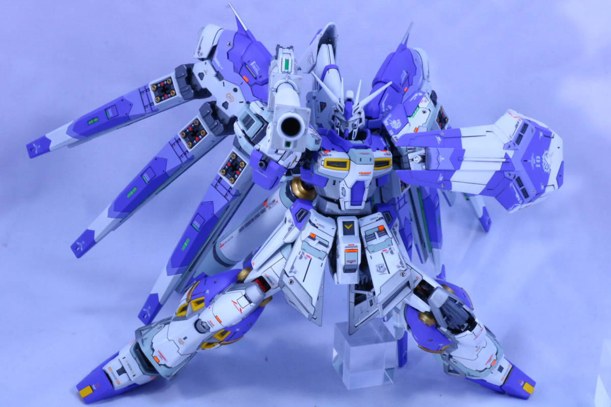 RG 機動戦士ガンダム 逆襲のシャア νガンダム 全塗装完成品 [未開封品
